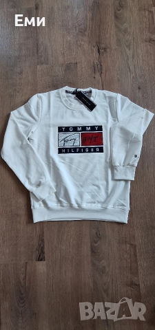 Hugo Boss, Tommy Hilfiger, Guess, Burberry, Moschino, Karl Lagerfield дамски блузи зимни , снимка 14 - Блузи с дълъг ръкав и пуловери - 52761147