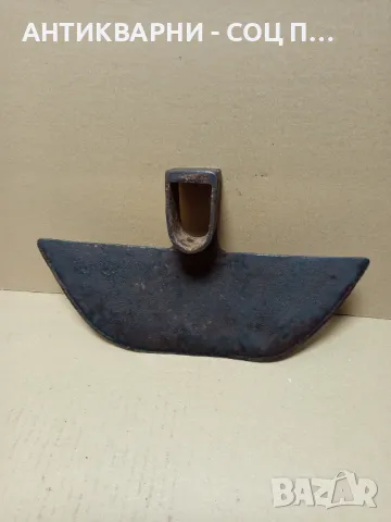 Соц Стара Ръчно Кована Мотика Чапа Номер 6. Тегло 0.800кг.