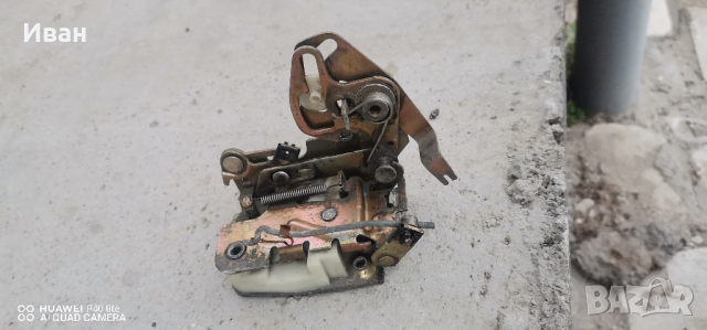 Предна дясна брава за Опел Аскона-Ц , снимка 3 - Части - 44605150