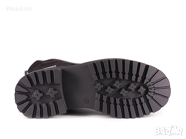 Дамски черни боти от еко велур с топла вата, снимка 3 - Дамски боти - 52341357