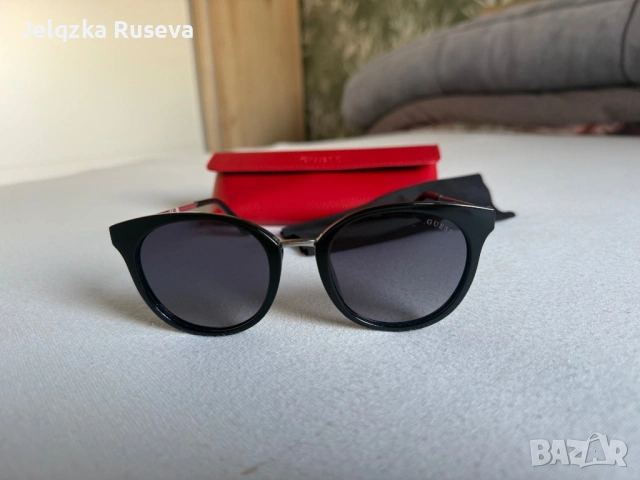 Дамски слънчеви очила GUESS , снимка 4 - Слънчеви и диоптрични очила - 53673973