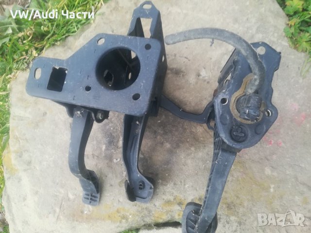 Педали/потенциометър за Голф 4 Ауди А3 Сеат Шкода Бора Пасат Golf 4 Audi A3 Seat Skoda , снимка 2 - Части - 39350635