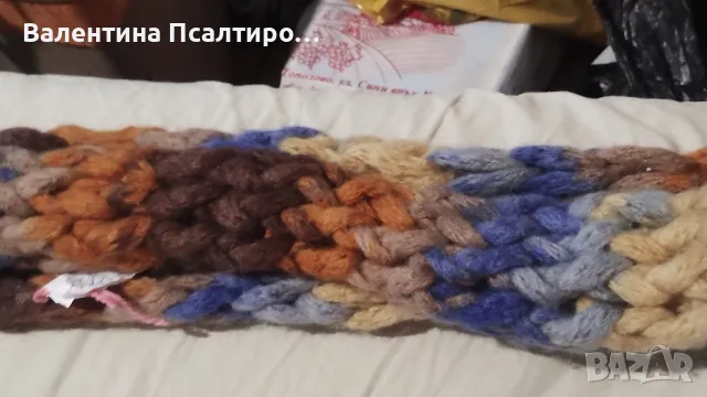 Детски шал, плетен на пръсти