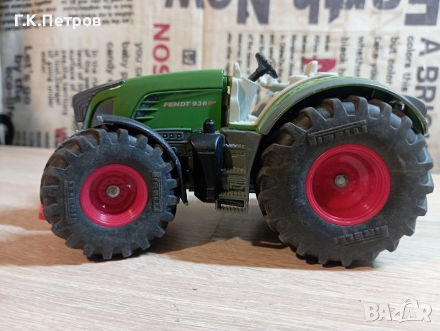 Метален трактор "Fendt"936 vario, снимка 1 - Колекции - 44483112