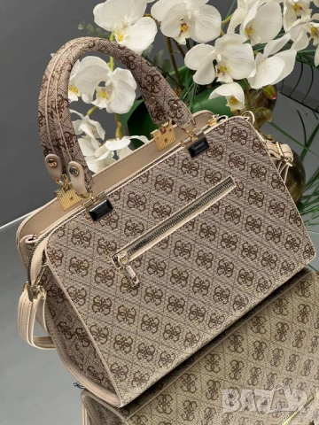 чанти guess , снимка 6 - Чанти - 51394858