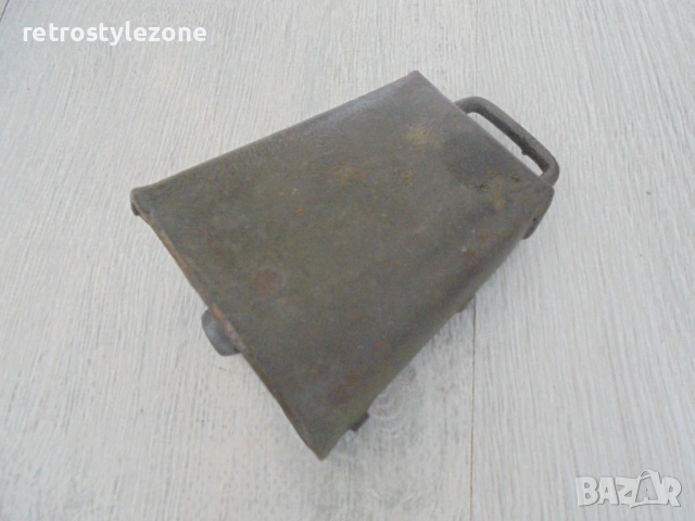 № 8453 стара желязна хлопка   - размер 10 / 8,5 / 5 см 