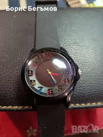 Спортен кварцов часовник