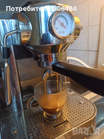 Кафемашина Триза иноксова с ръкохватка с крема диск, работи перфектно и прави страхотно кафе 