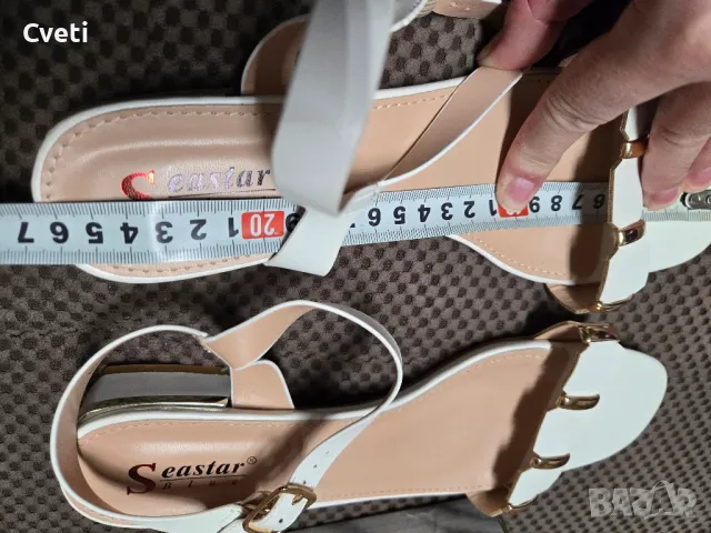 Нови бели сандали номер 41, снимка 3 - Сандали - 48500588
