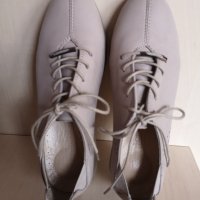  Обувки , снимка 5 - Дамски ежедневни обувки - 40486508