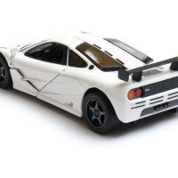 McLaren F1 GTR 1995 - мащаб 1:36 на KiNSMART моделът е нов в кутия, снимка 4 - Колекции - 42688377