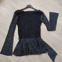 Нова! Черна блуза с брокат , снимка 2 - Блузи с дълъг ръкав и пуловери - 39784145