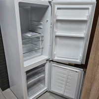 хладилник с фризер HANSEATIC HKG14349 - 143см., снимка 4 - Хладилници - 44671844
