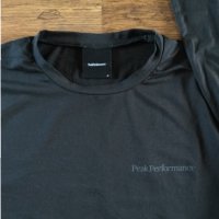 peak performance - страхотна мъжка блуза КАТО НОВА, снимка 1 - Блузи - 34210390