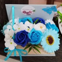 Кутия книга📖 със сапунени цветя, снимка 3 - Подаръци за жени - 40981192