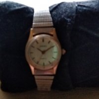 Часовник дамски Секонда, снимка 1 - Дамски - 37619749
