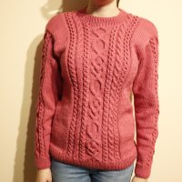 Ръчно плетена дамска блуза с аранови елементи, снимка 9 - Блузи с дълъг ръкав и пуловери - 34835198