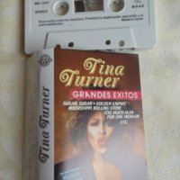 Tina Turner – Grandes Exitos оригинална касета, снимка 1 - Аудио касети - 41634185