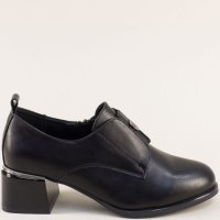 Дамски обувки с ток в черно , снимка 2 - Дамски обувки на ток - 42270656
