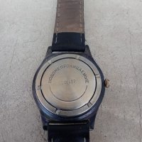 Продавам часовник CHAIKA QUARZ , снимка 2 - Мъжки - 39054411