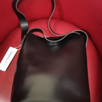 Нова, дамска чанта , снимка 1 - Чанти - 35885673