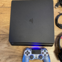 PS4 Slim 500gb с игра Фифа 2019, снимка 3 - PlayStation конзоли - 44648799