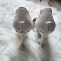 Елегантни обувки на ток , снимка 4 - Дамски обувки на ток - 40110161