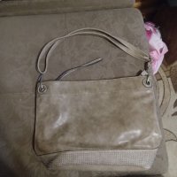 Дамски чанти, снимка 1 - Чанти - 41449090