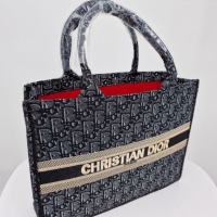 Дамски чанти Christian Dior висококачествена реплика, снимка 3 - Чанти - 44802418