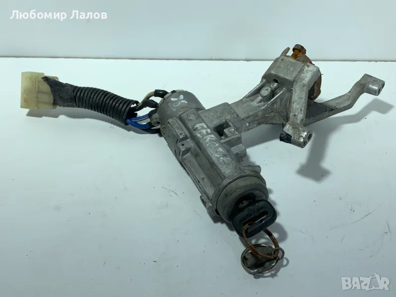 Контактен ключ патрон запалване автомобил Daihatsu Feroza , снимка 1