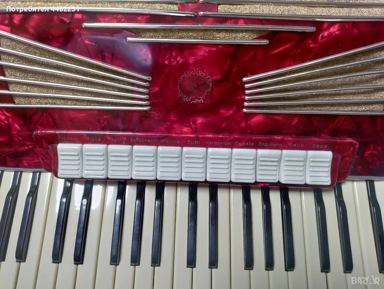 Продавам Немски акордеон Баркароле Проминенз2 4гласа 120баса, снимка 1