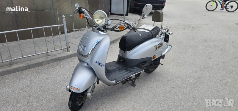 Ретро Скутер тип-чопър , снимка 1