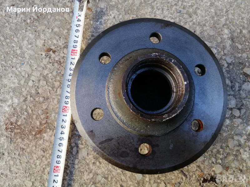 Главина предна за трактор Зетор Кристал, снимка 1