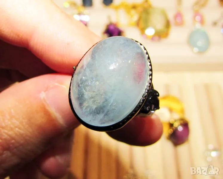 925 сребърен пръстен с аквамарин 18 карат, камък 19x15мм, общо тегло 9.7гр., снимка 1