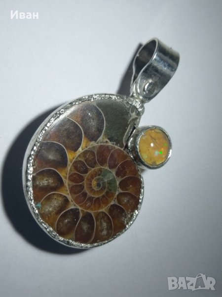 Сребърен медальон с Амонит и Опал, снимка 1