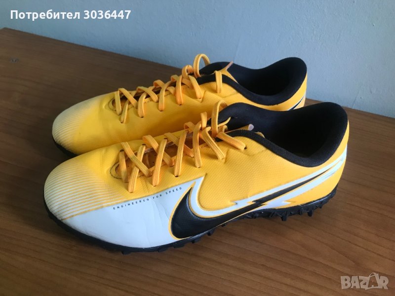 Детски футболни обувки, стоножки - NIKE MERCURIAL 38 номер, снимка 1