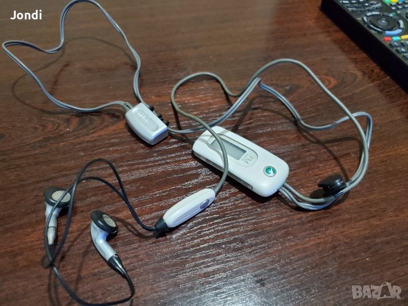 слушалки с FM радио за sony ericsson , снимка 1