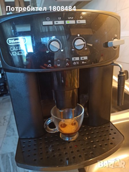 Кафеавтомат Делонги Кафе Венеция, работи отлично и прави хубаво кафе и капучино , снимка 1