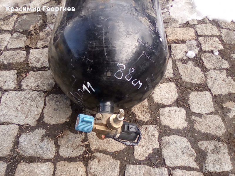 2 броя 50литра 2011г -2013г евро електрически кран 280лв за брой Метан бутилка, снимка 1