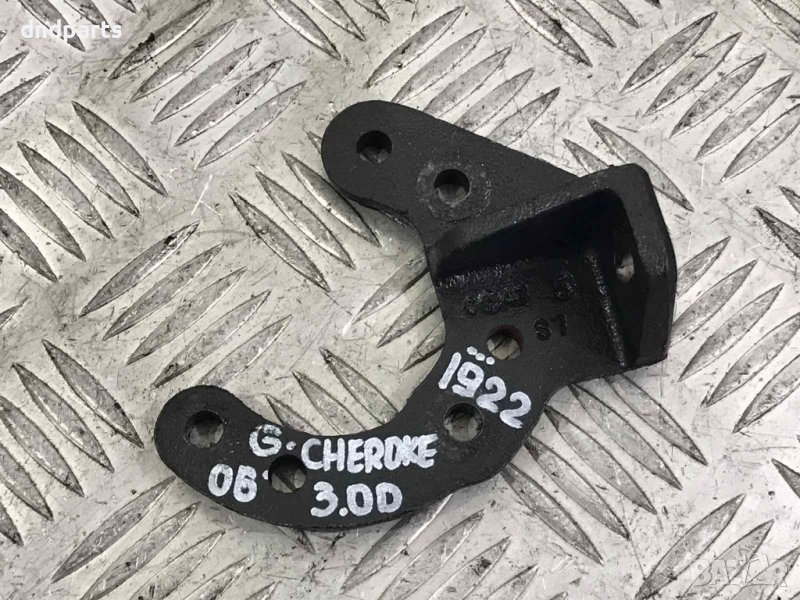 Планка Jeep Grand Cherokee,3.0D,2006г., снимка 1