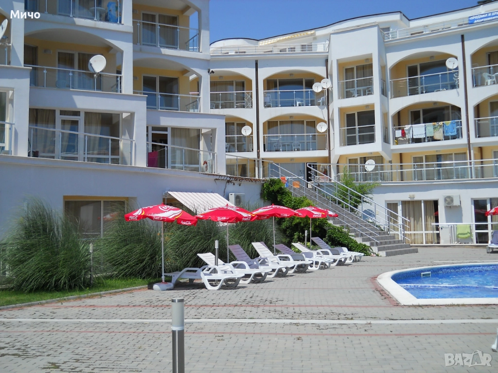 Тристаен апартамент 131 кв.м. Свети Влас под наем, снимка 1