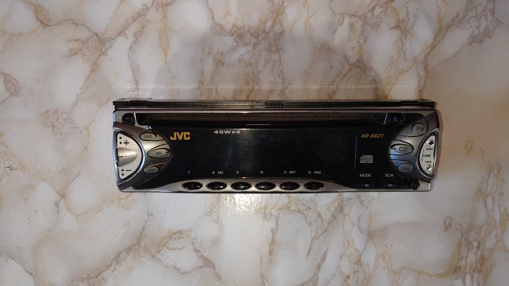 Два предни панела от авто CD JVC и Pioneer в Аудиосистеми в гр. Айтос -  ID40019575 — Bazar.bg