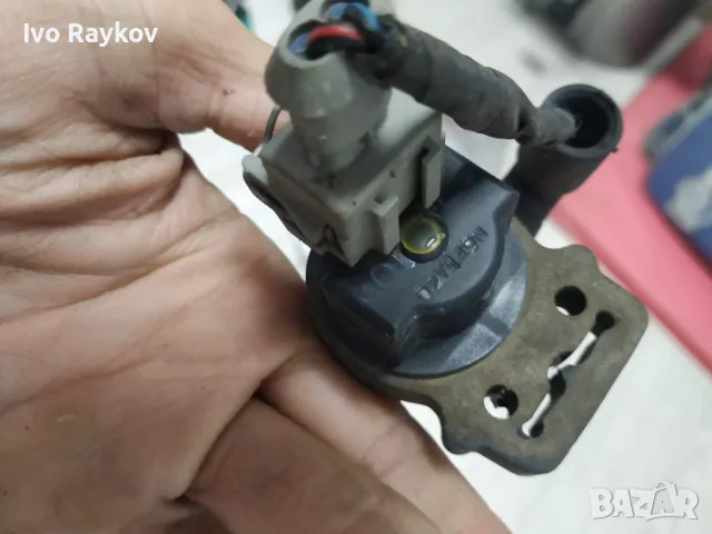 Вакум клапан за Mercedes-Benz C W203 W211 W209 Petrol 1.8 -2.0 , 000470329, снимка 2 - Части - 47827453