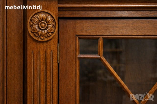 Витрина-шкаф Chesterfield махагон, снимка 4 - Секции и витрини - 53432459