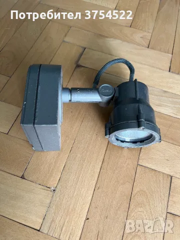 iGuzzini Mini Woody Екстериорен прожектор, снимка 6 - Прожектори - 49617395