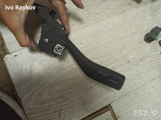 Лостче мигачи Volkswagen Touran I , Vw Golf 5 , 1K0953513 , 1K0 953 513, снимка 2 - Части - 51341978