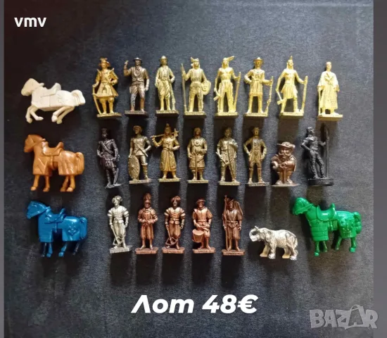 Стари метални киндер войници 