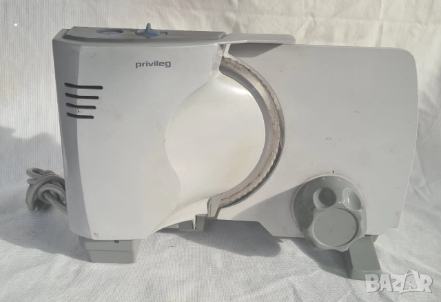 Колбасорезачка Електрическа немска , снимка 2 - Кухненски роботи - 51506673