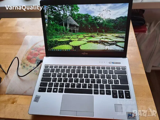 Мощен бизнес лаптоп Fujitsu LifeBook S935 | 13.3" FHD IPS, i5-5300U, 10GB RAM, 128GB SSD с гаранция