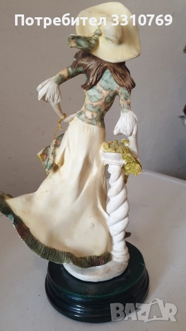 Красиви порцеланови статуетки на дами. , снимка 13 - Статуетки - 52821083